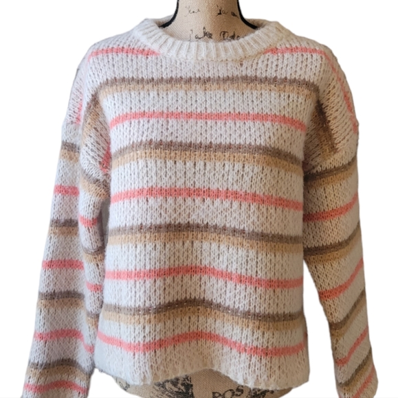 Easel Los Angeles Stripped Knit Sweater - Picture 14 of 14